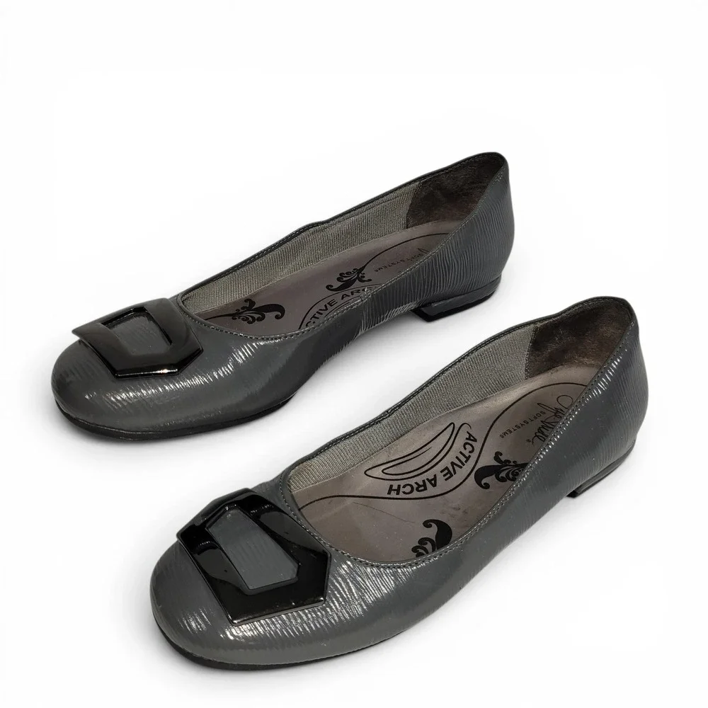 LifeStride Ballet Flats Women Size‎ 6 Gray Buckle Slip On Comfort Active Arch